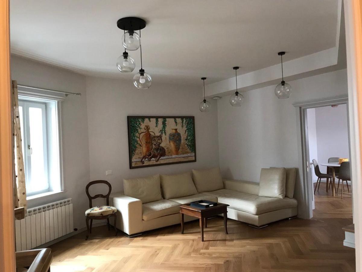 Augsburg Apart Karácsonkő Kültér fotó